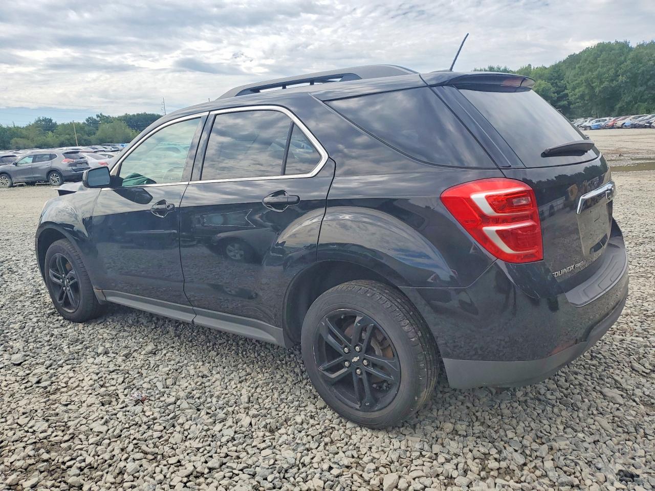 2017 CHEVROLET EQUINOX LT — снимка 2