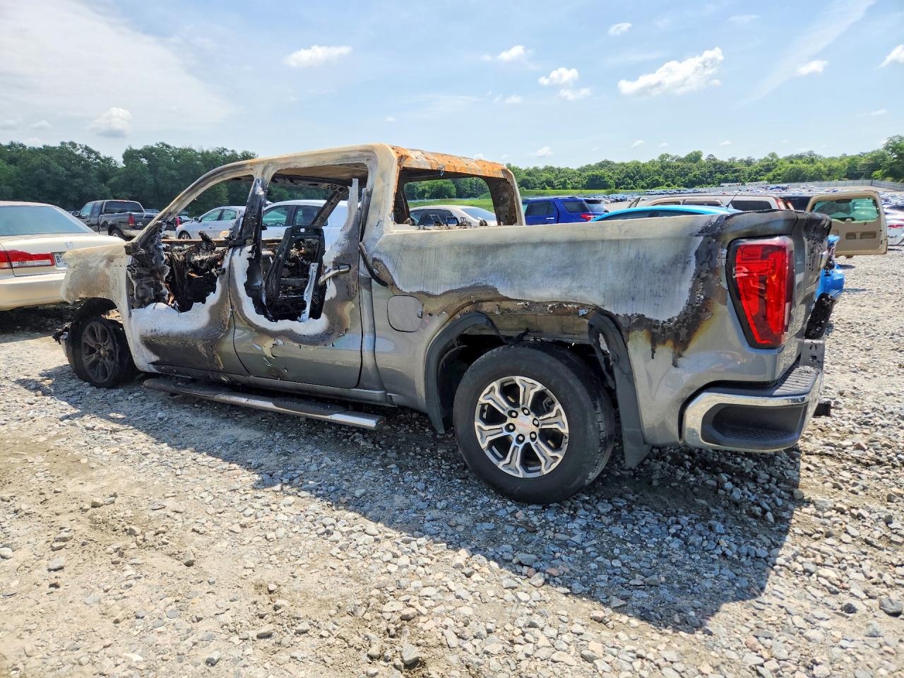 2021 GMC SIERRA C1500 SLT — снимка 2