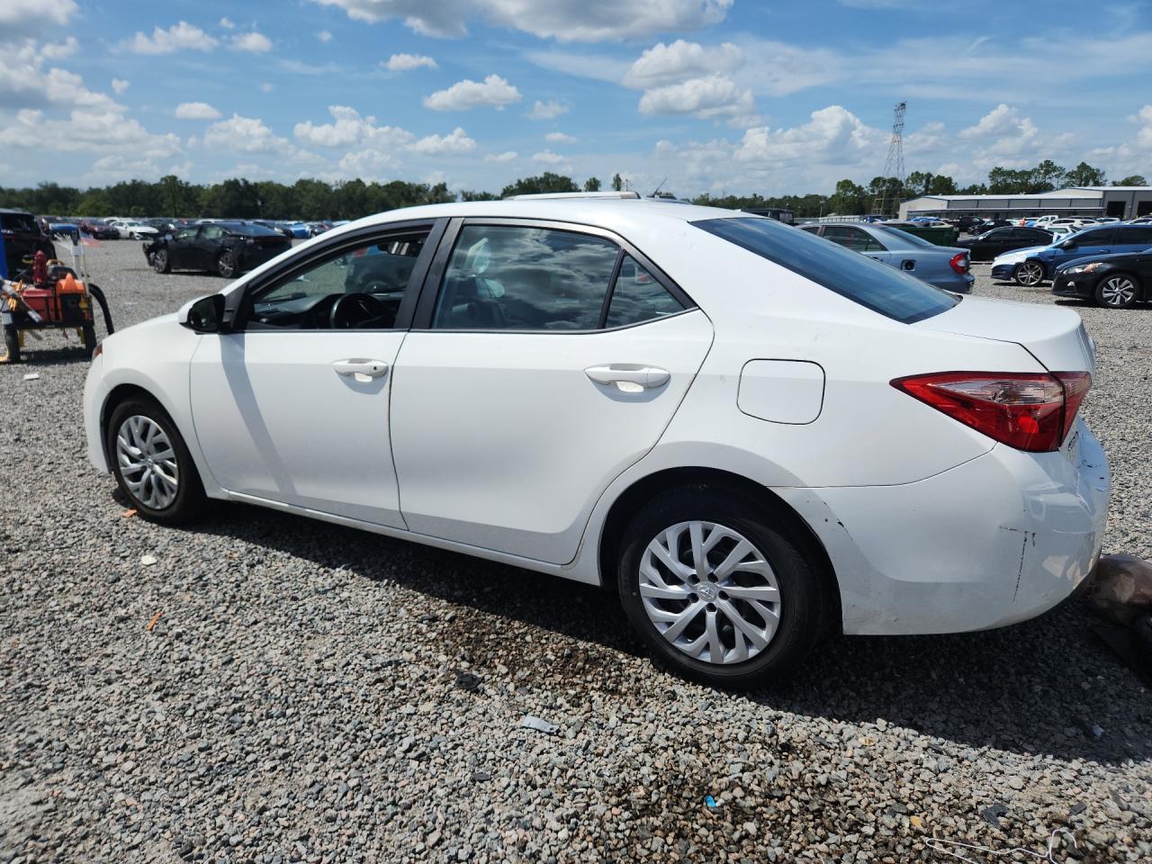 2019 TOYOTA COROLLA LE — снимка 2