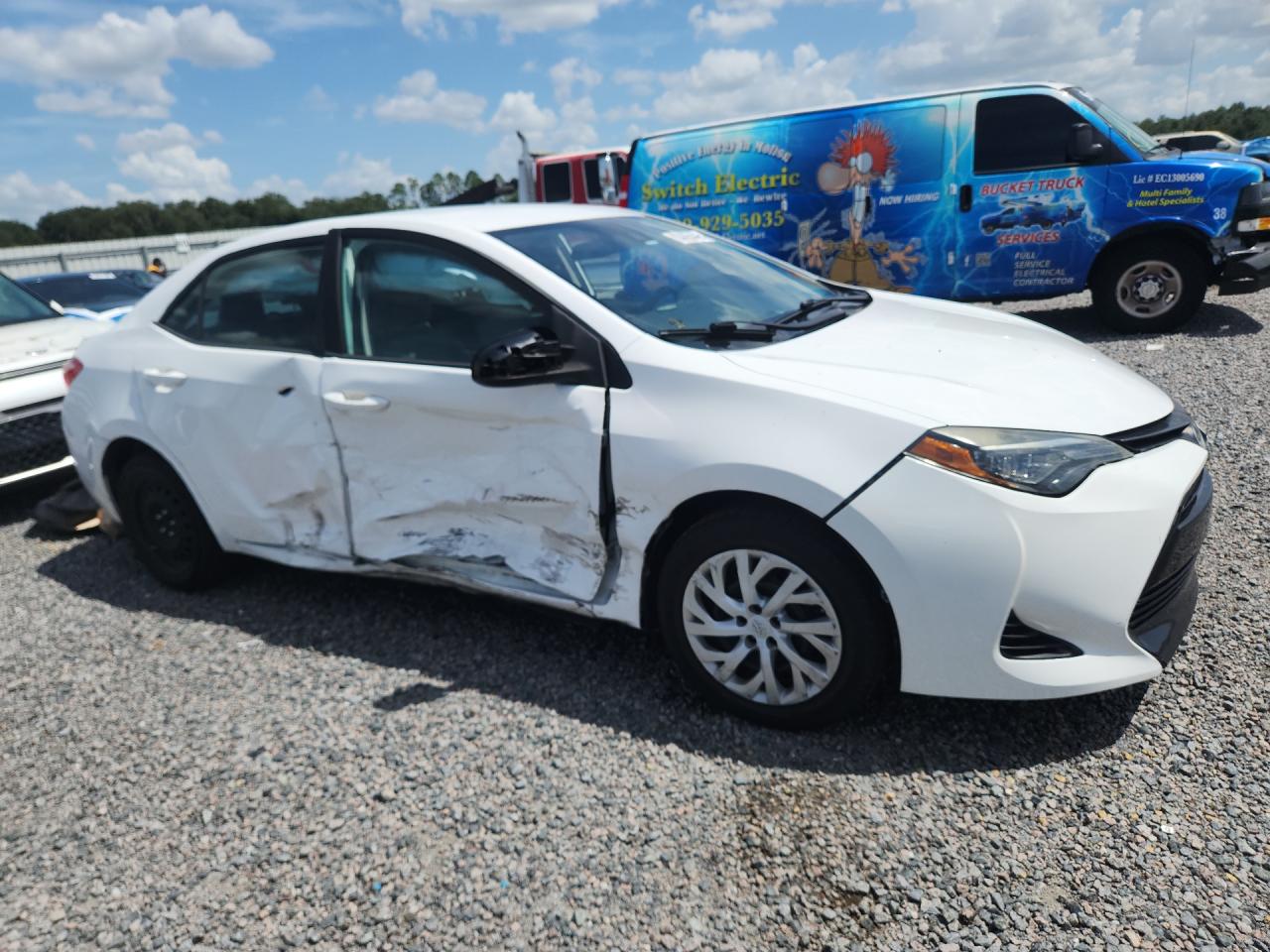 2019 TOYOTA COROLLA LE — снимка 4