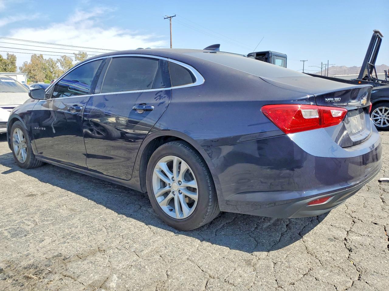 2017 CHEVROLET MALIBU LT — снимка 2