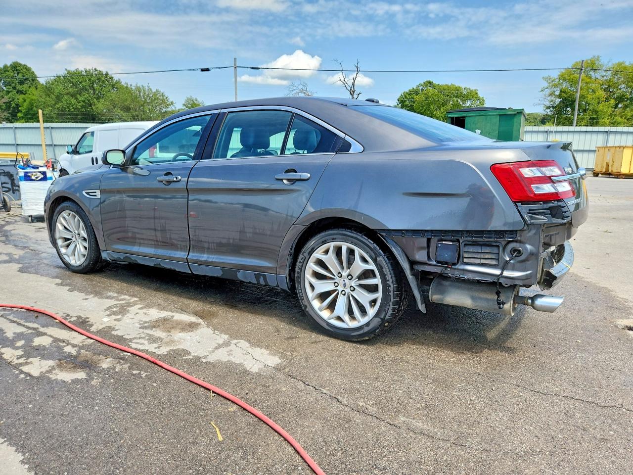 2017 FORD TAURUS LIMITED — снимка 2