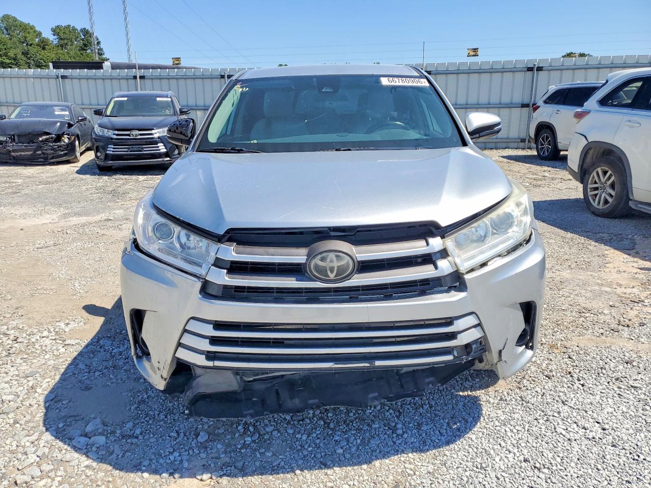 2018 TOYOTA HIGHLANDER LE — снимка 5