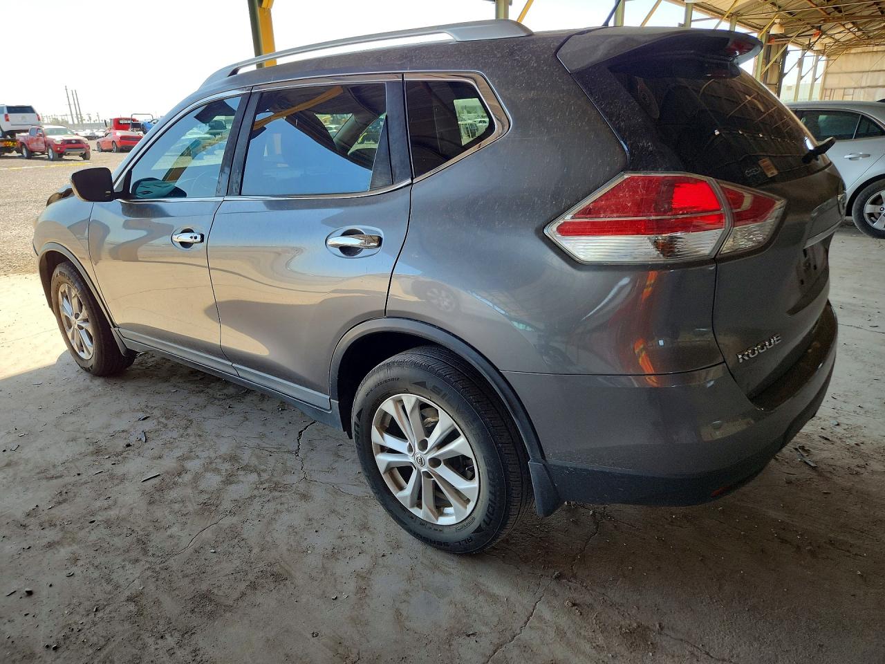 2016 NISSAN ROGUE SV — снимка 2