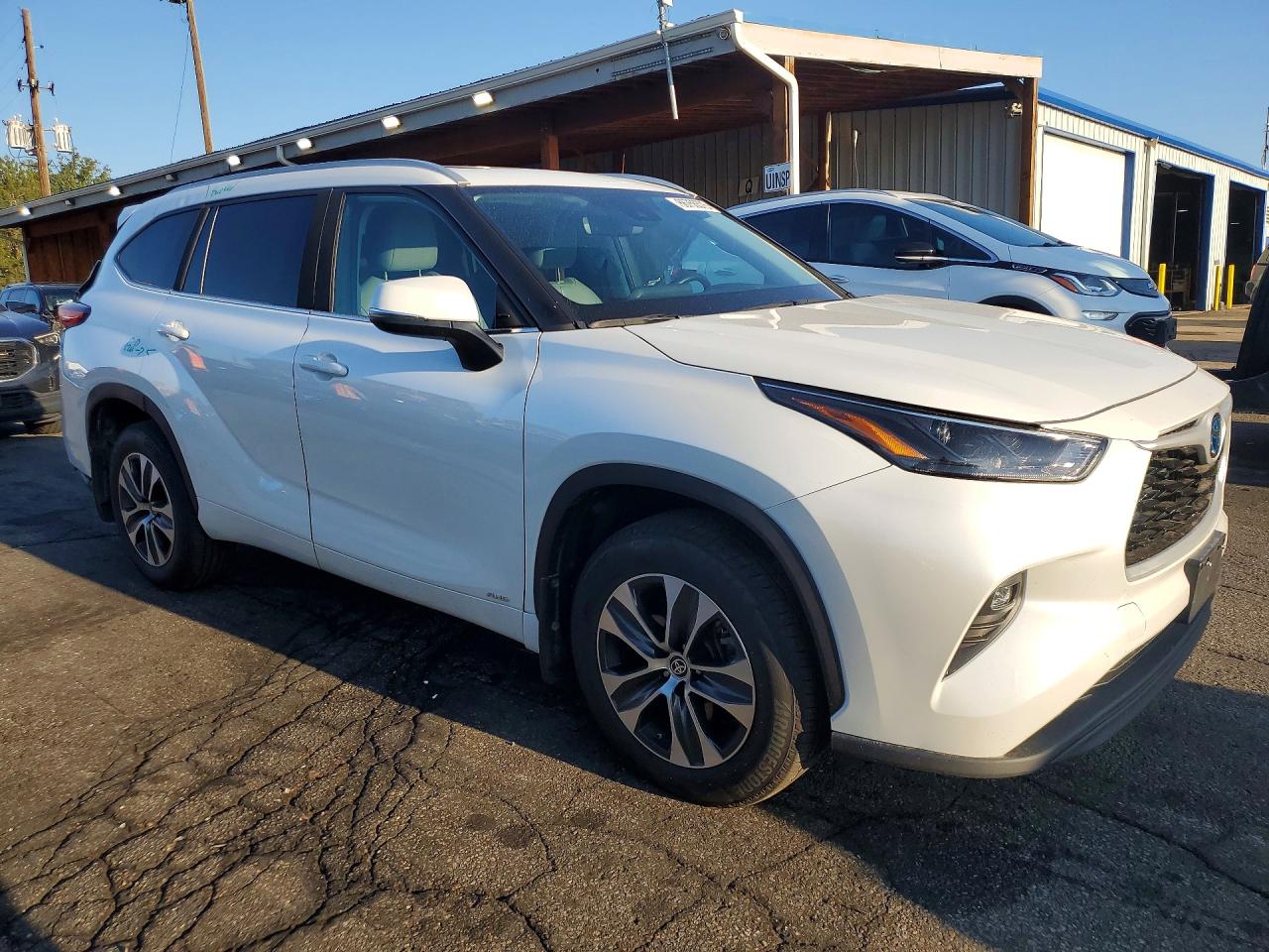 2022 TOYOTA HIGHLANDER HYBRID XLE — снимка 4