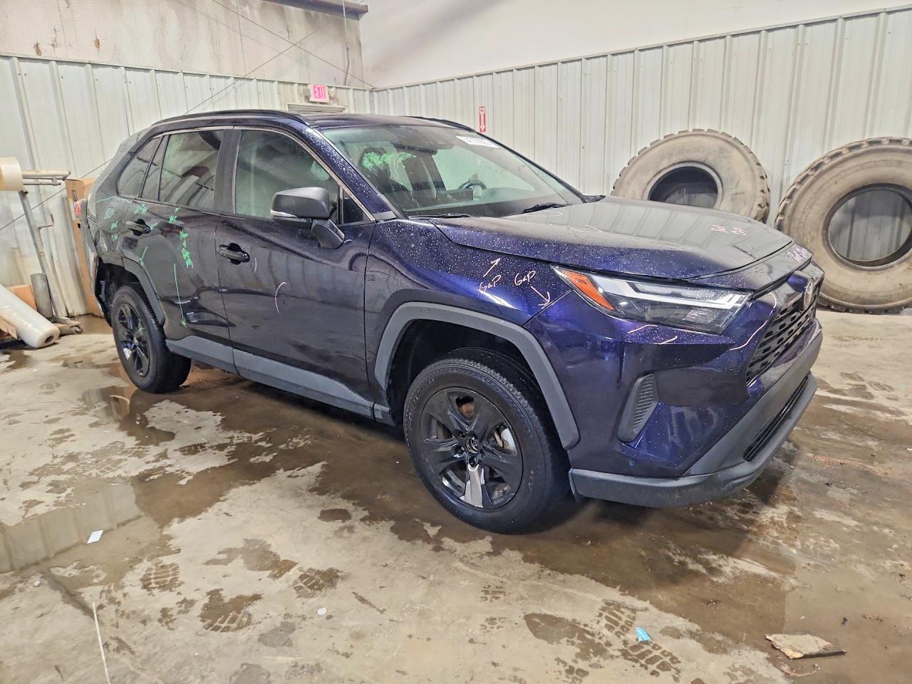 2022 TOYOTA RAV4 XLE — снимка 4