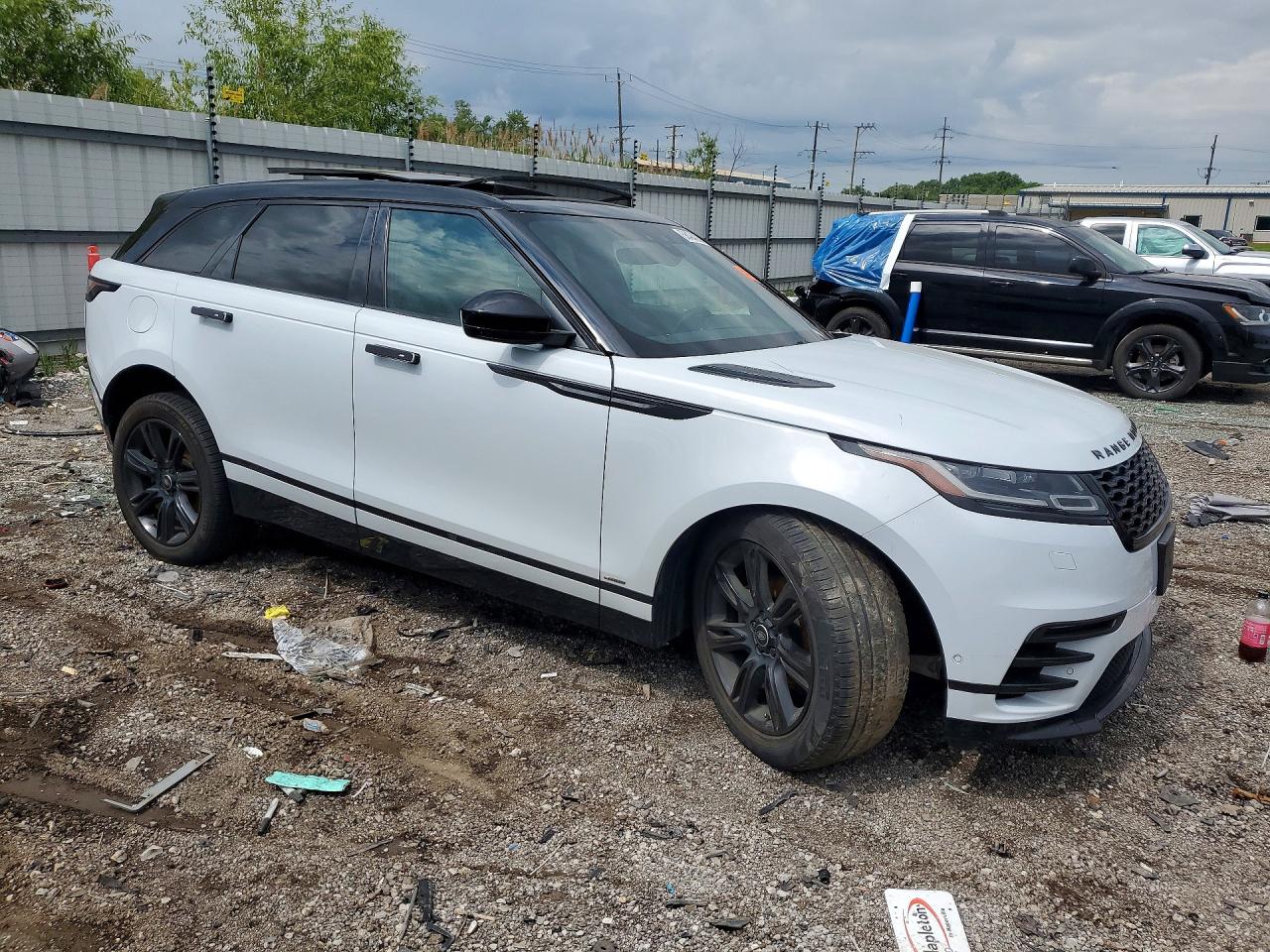 2019 LAND ROVER RANGE ROVER VELAR R-DYNAMIC SE — снимка 4