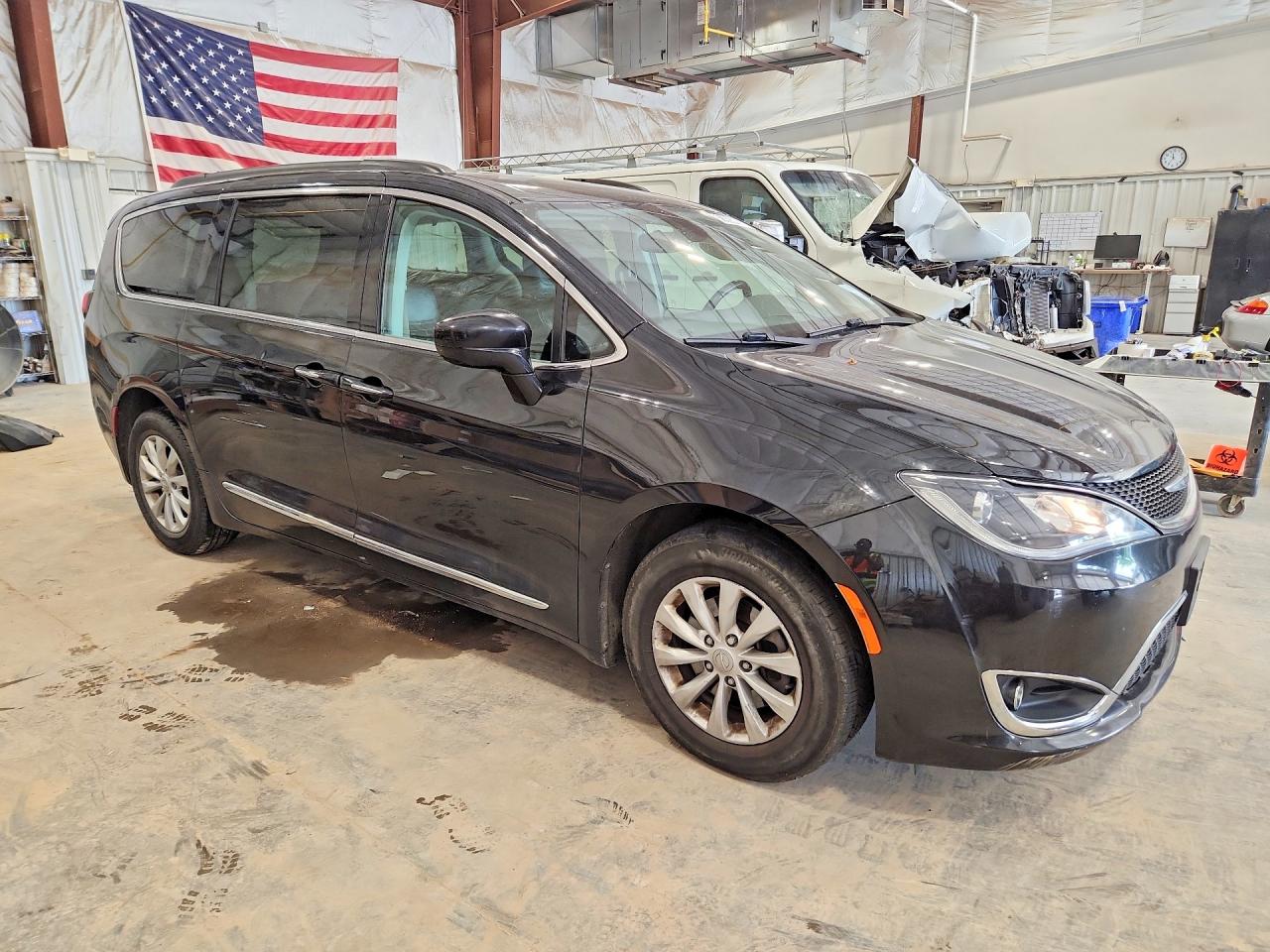 2017 CHRYSLER PACIFICA TOURING L — снимка 4
