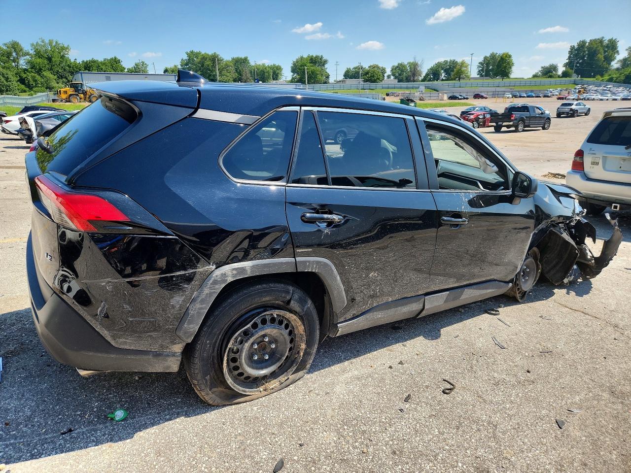2024 TOYOTA RAV4 LE — снимка 3