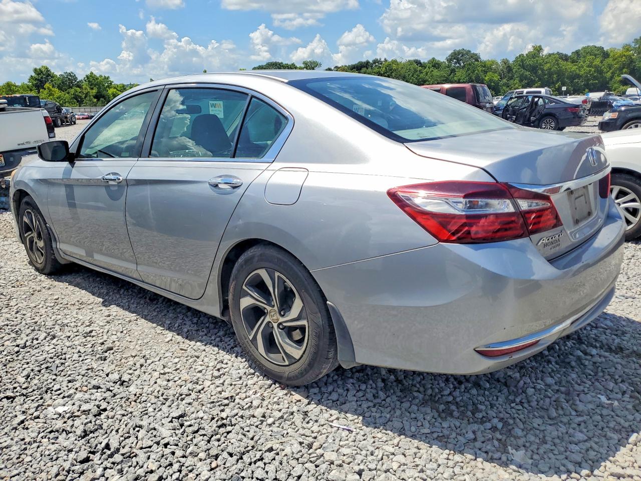 2017 HONDA ACCORD LX — снимка 2