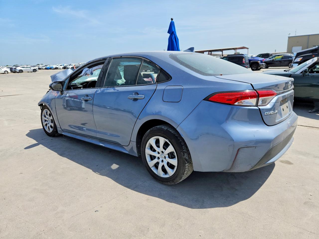 2021 TOYOTA COROLLA LE — снимка 2