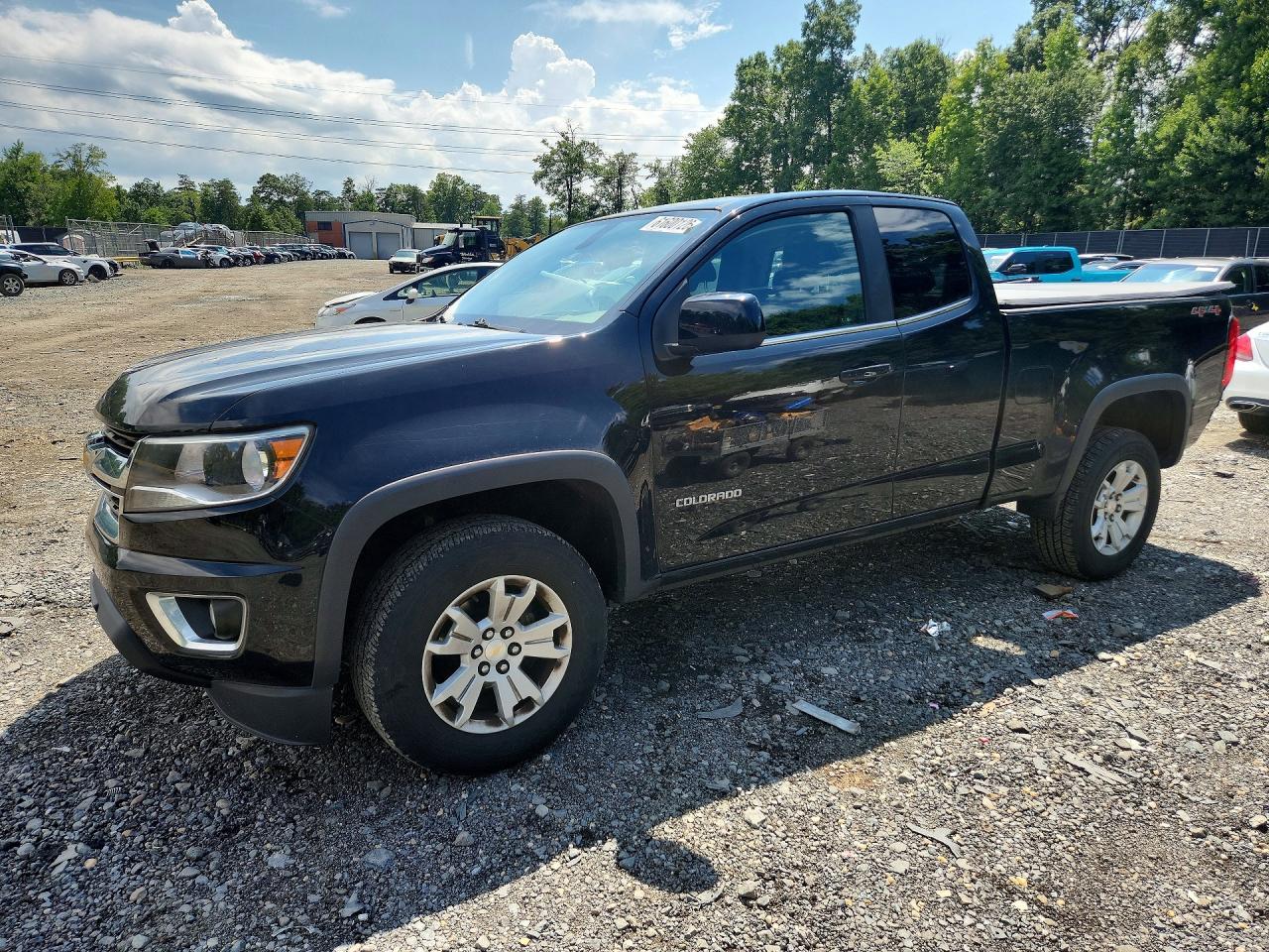 2017 CHEVROLET COLORADO LT