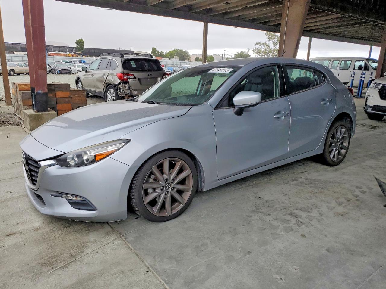 2018 MAZDA 3 TOURING
