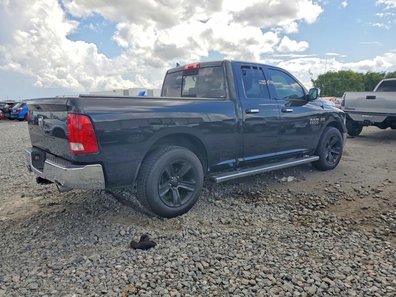 2016 RAM 1500 SLT — снимка 3