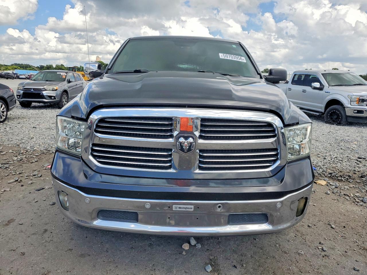 2016 RAM 1500 SLT — снимка 5