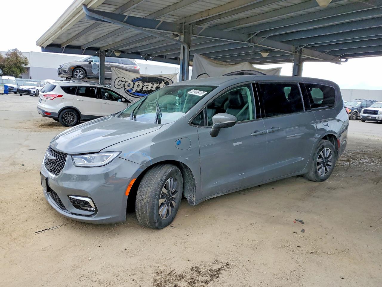 2023 CHRYSLER PACIFICA HYBRID TOURING L