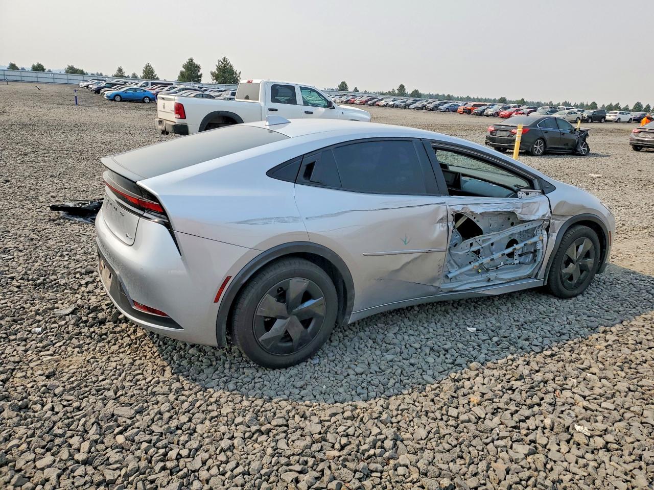 2025 TOYOTA PRIUS LE — снимка 3