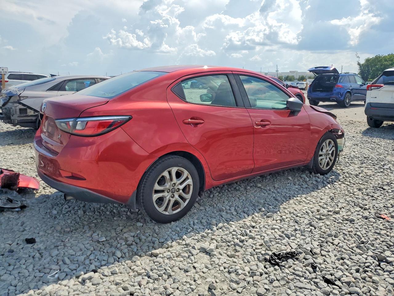 2018 TOYOTA YARIS IA BASE — снимка 3