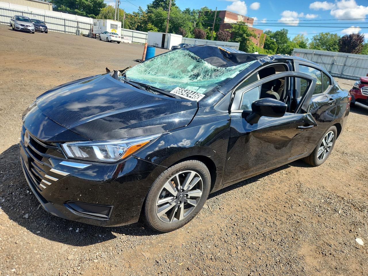 2024 NISSAN VERSA SV