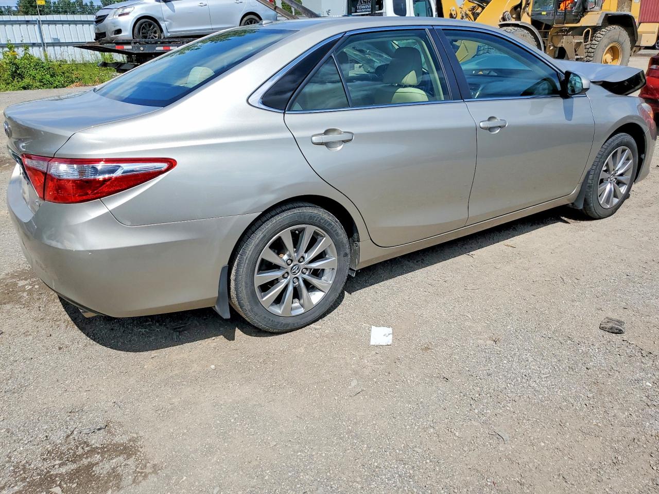 2015 TOYOTA CAMRY LE — снимка 3