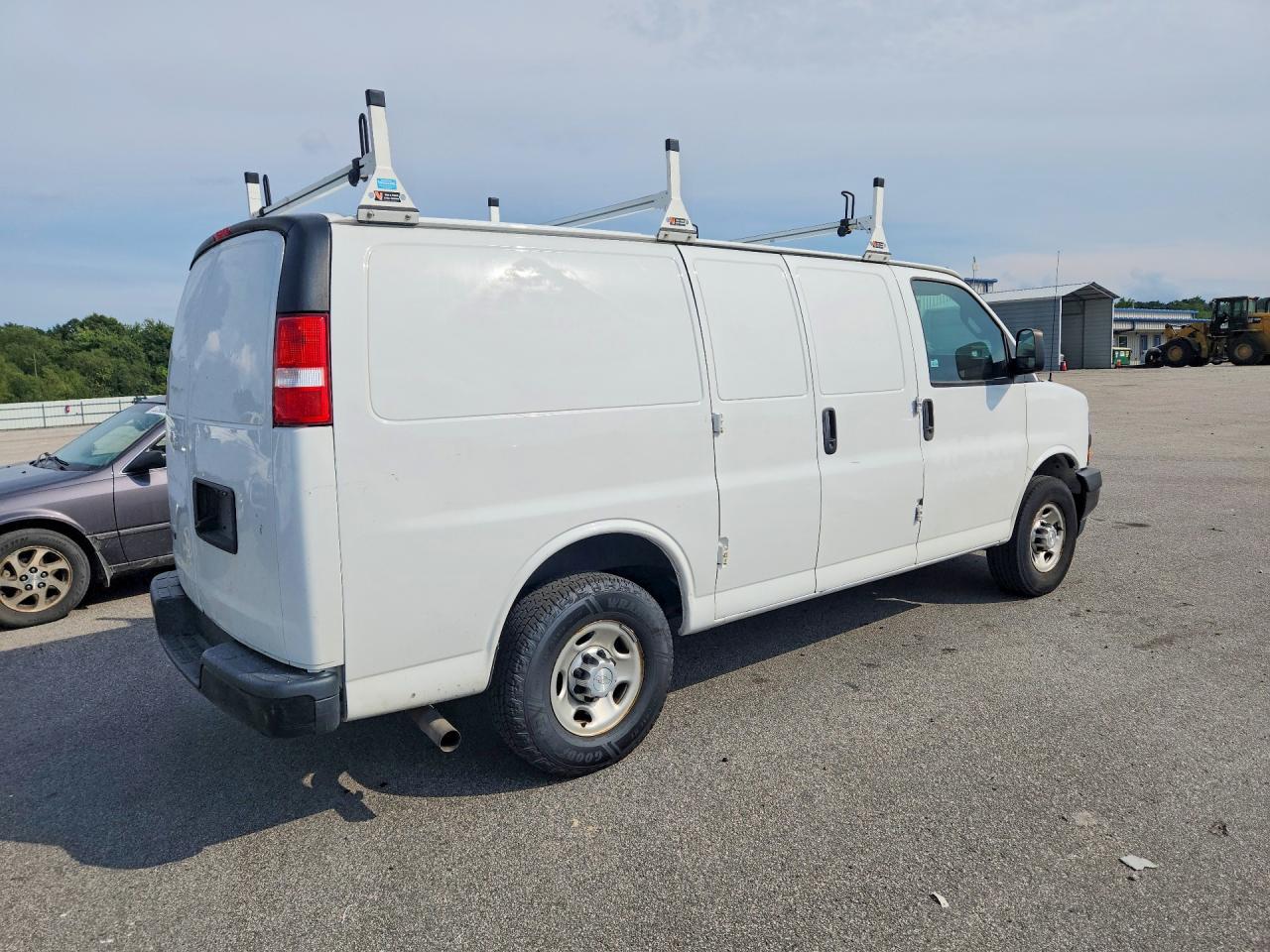 2022 CHEVROLET EXPRESS G2500 LT — снимка 3