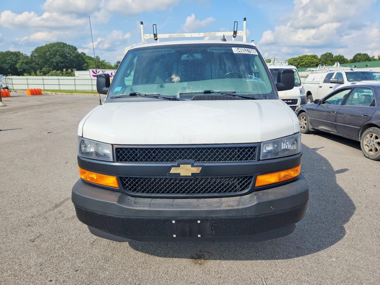 2022 CHEVROLET EXPRESS G2500 LT — снимка 5