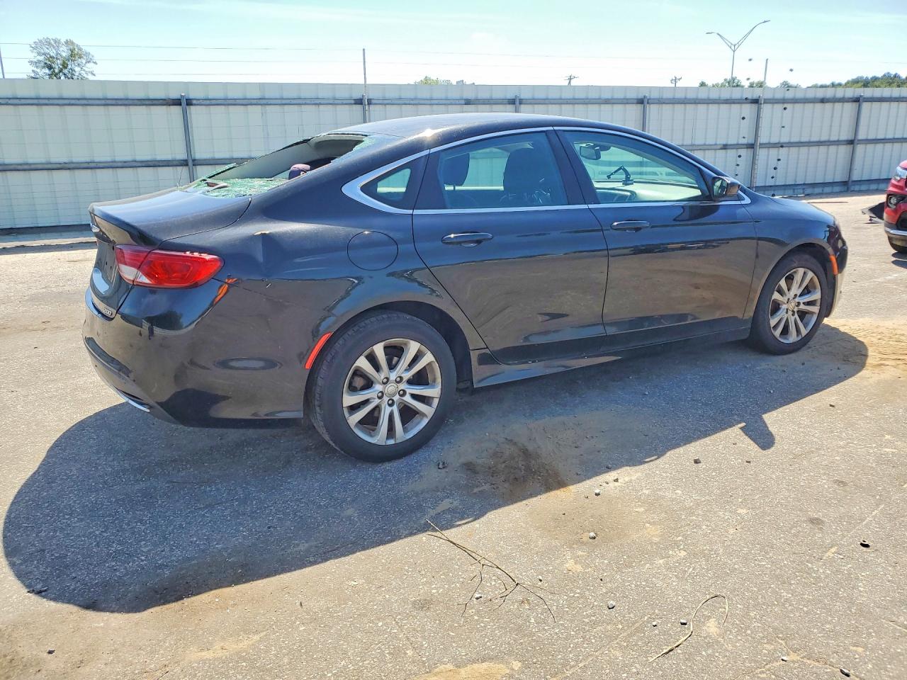 2015 CHRYSLER 200 LIMITED — снимка 3