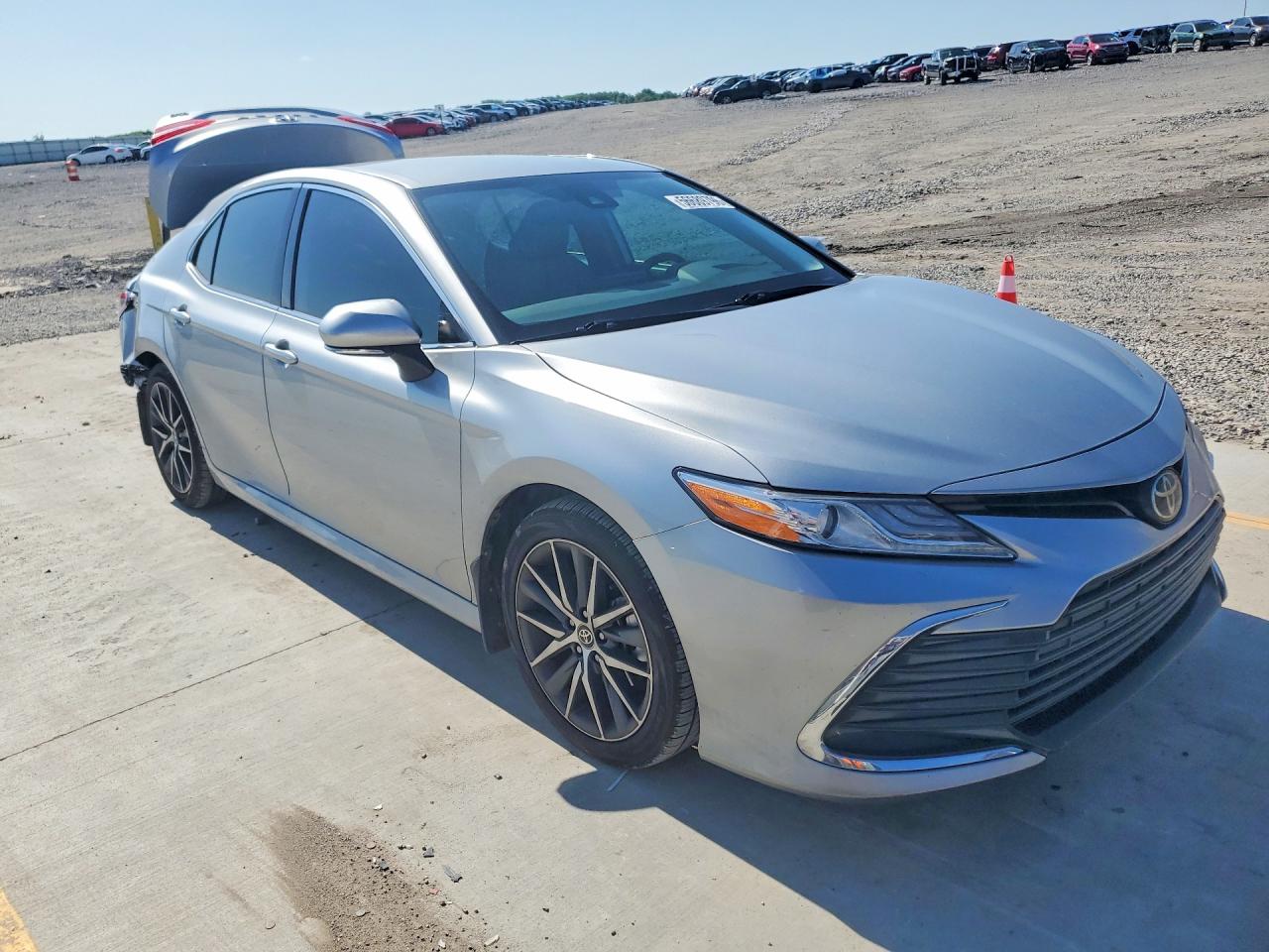 2023 TOYOTA CAMRY XLE — снимка 4