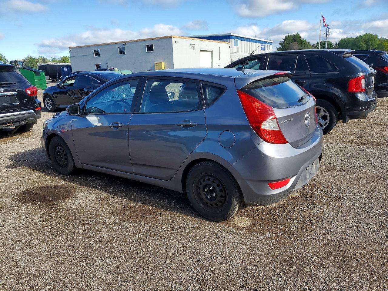 2016 HYUNDAI ACCENT SE — снимка 2