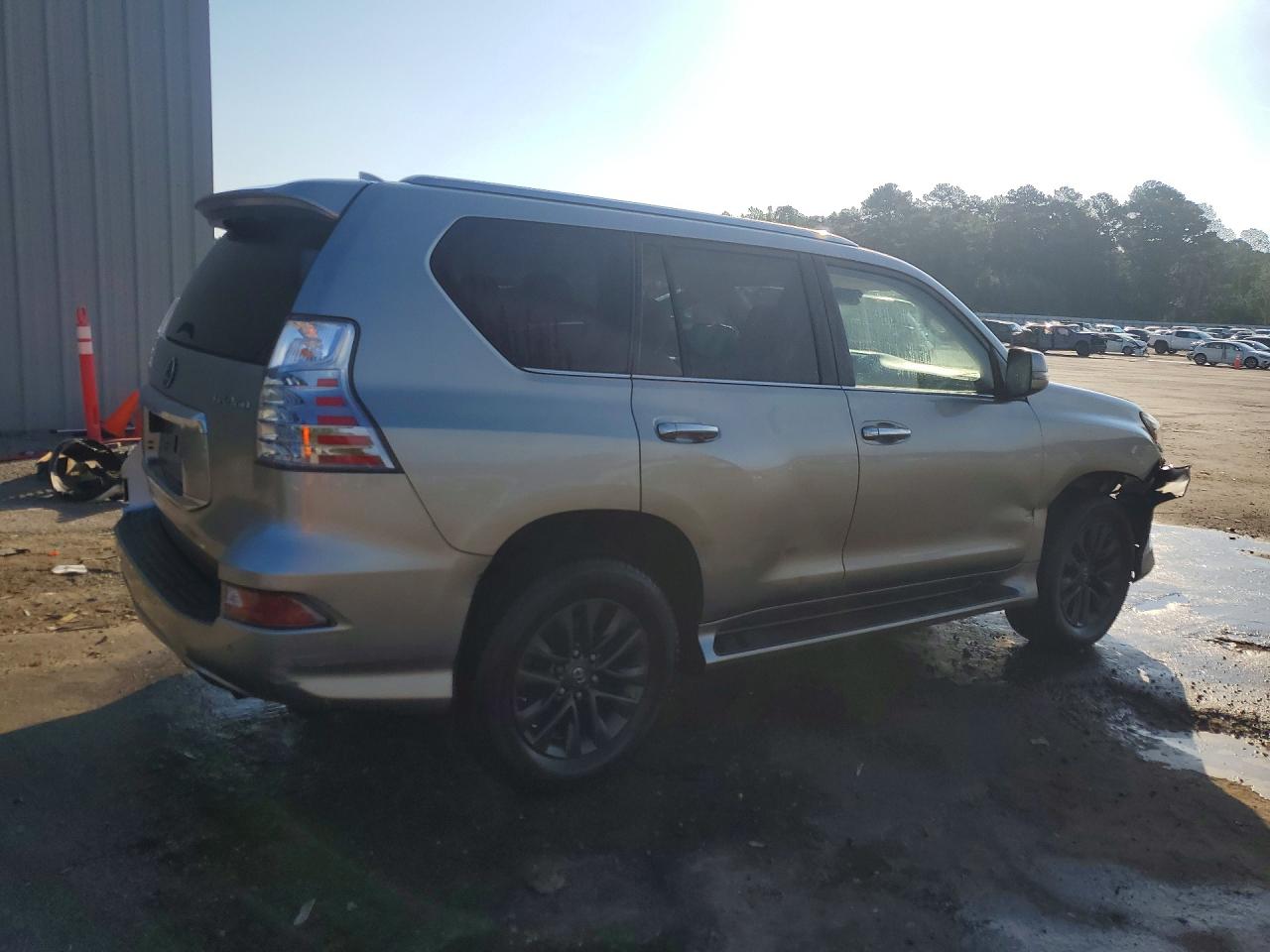 2020 LEXUS GX 460 PREMIUM — снимка 3