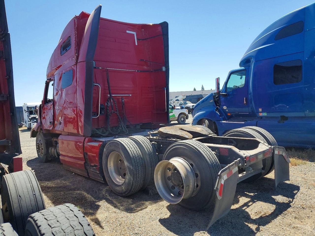 2023 VOLVO VN VNL — снимка 3