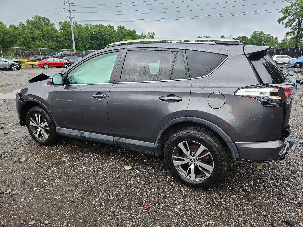 2018 TOYOTA RAV4 XLE — снимка 2