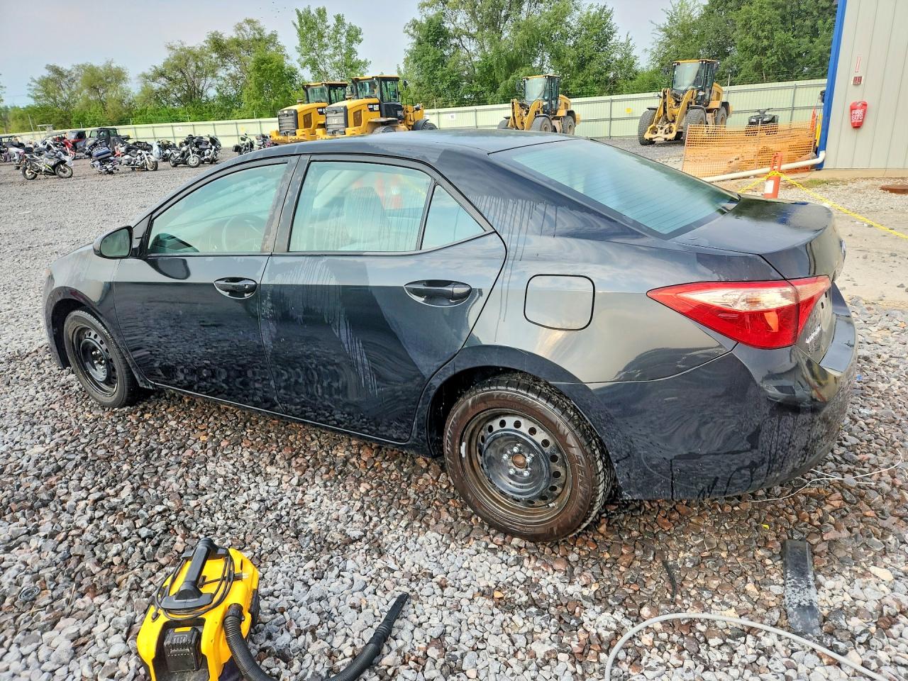 2019 TOYOTA COROLLA LE — снимка 2