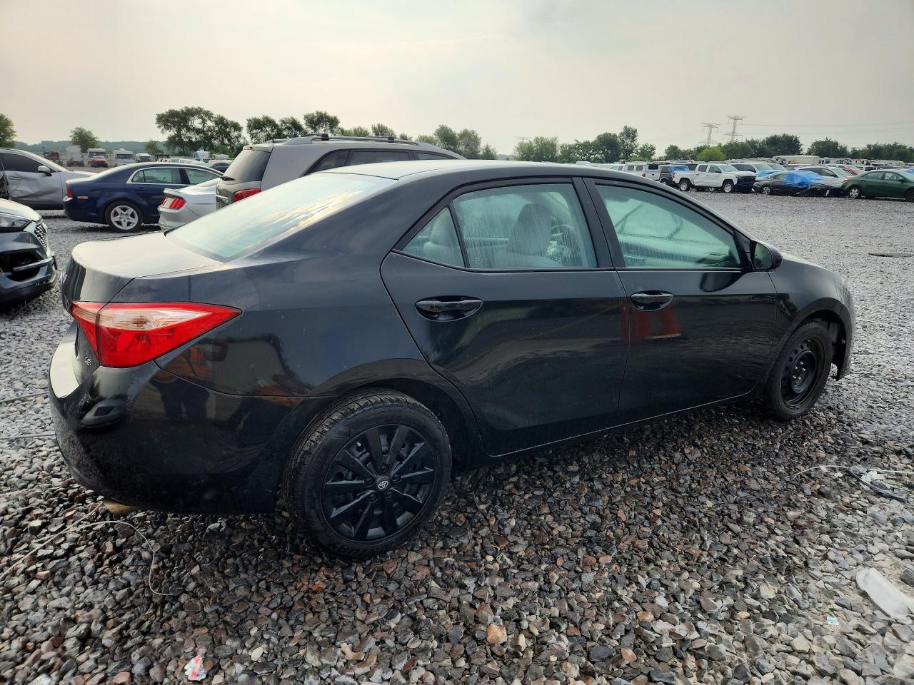 2019 TOYOTA COROLLA LE — снимка 3