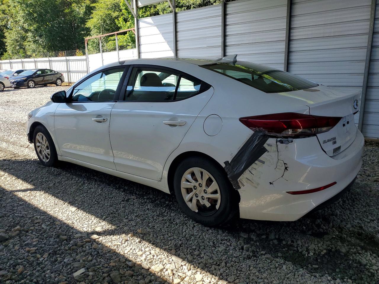 2017 HYUNDAI ELANTRA SE — снимка 2