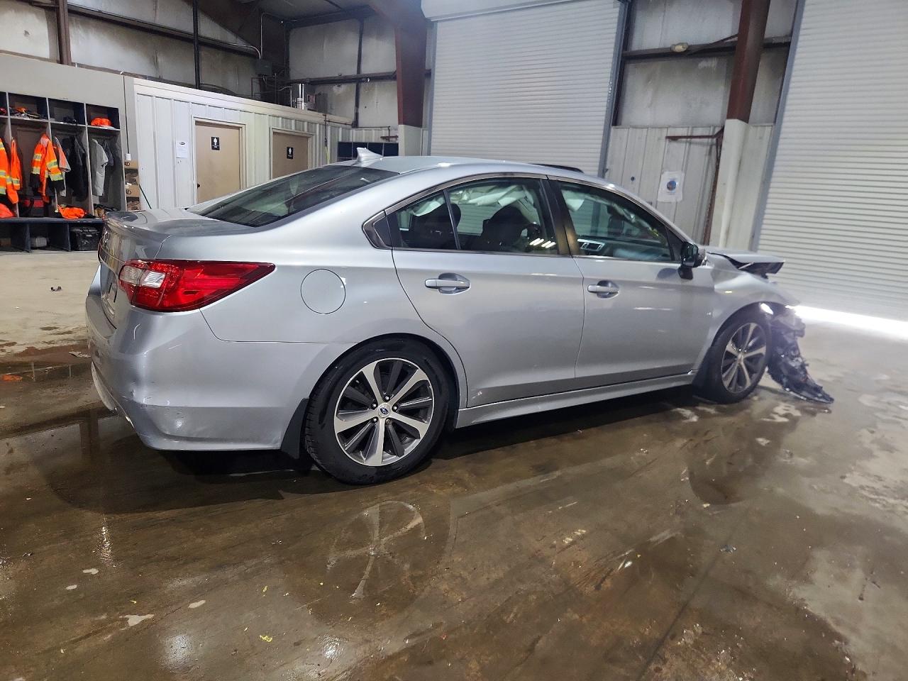 2017 SUBARU LEGACY 2.5I LIMITED — снимка 3