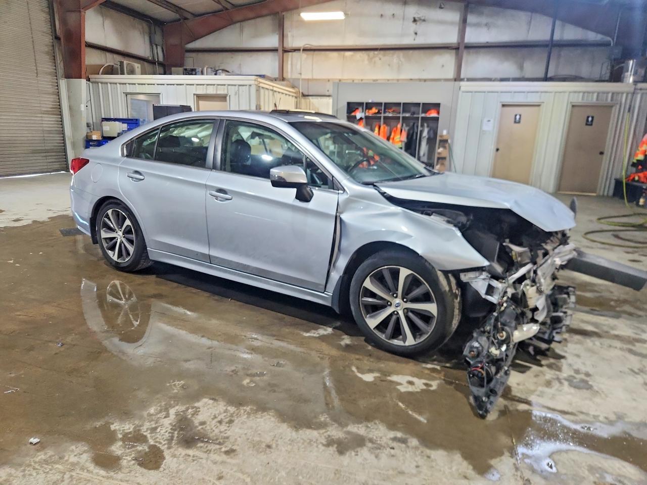2017 SUBARU LEGACY 2.5I LIMITED — снимка 4