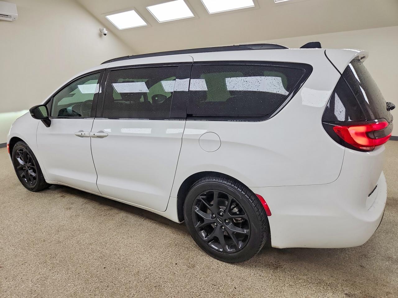 2025 CHRYSLER PACIFICA LIMITED — снимка 2