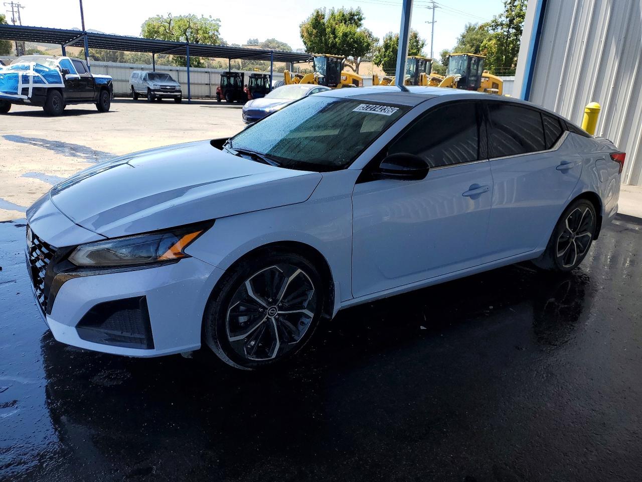 2023 NISSAN ALTIMA SR