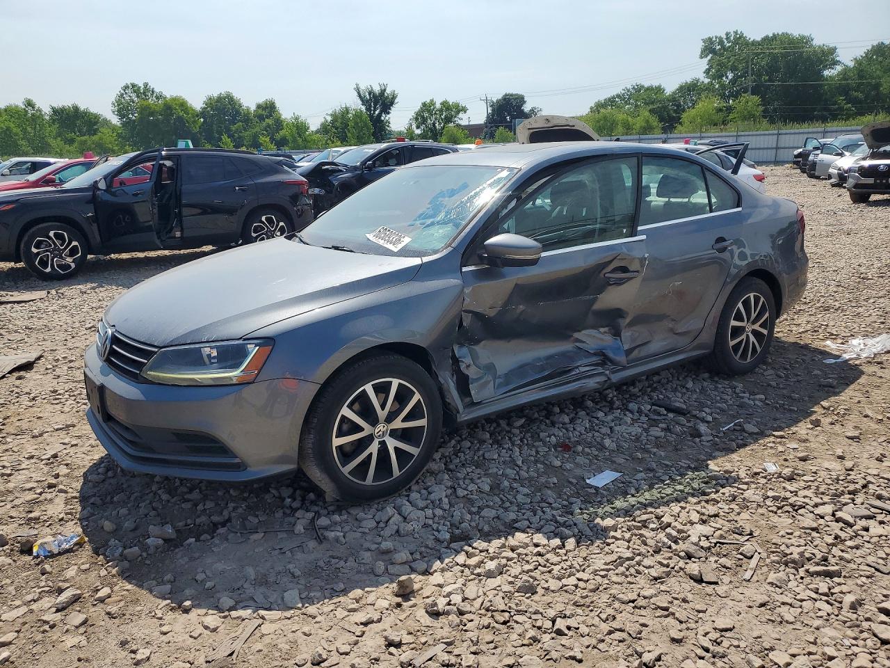 2017 VOLKSWAGEN JETTA SE