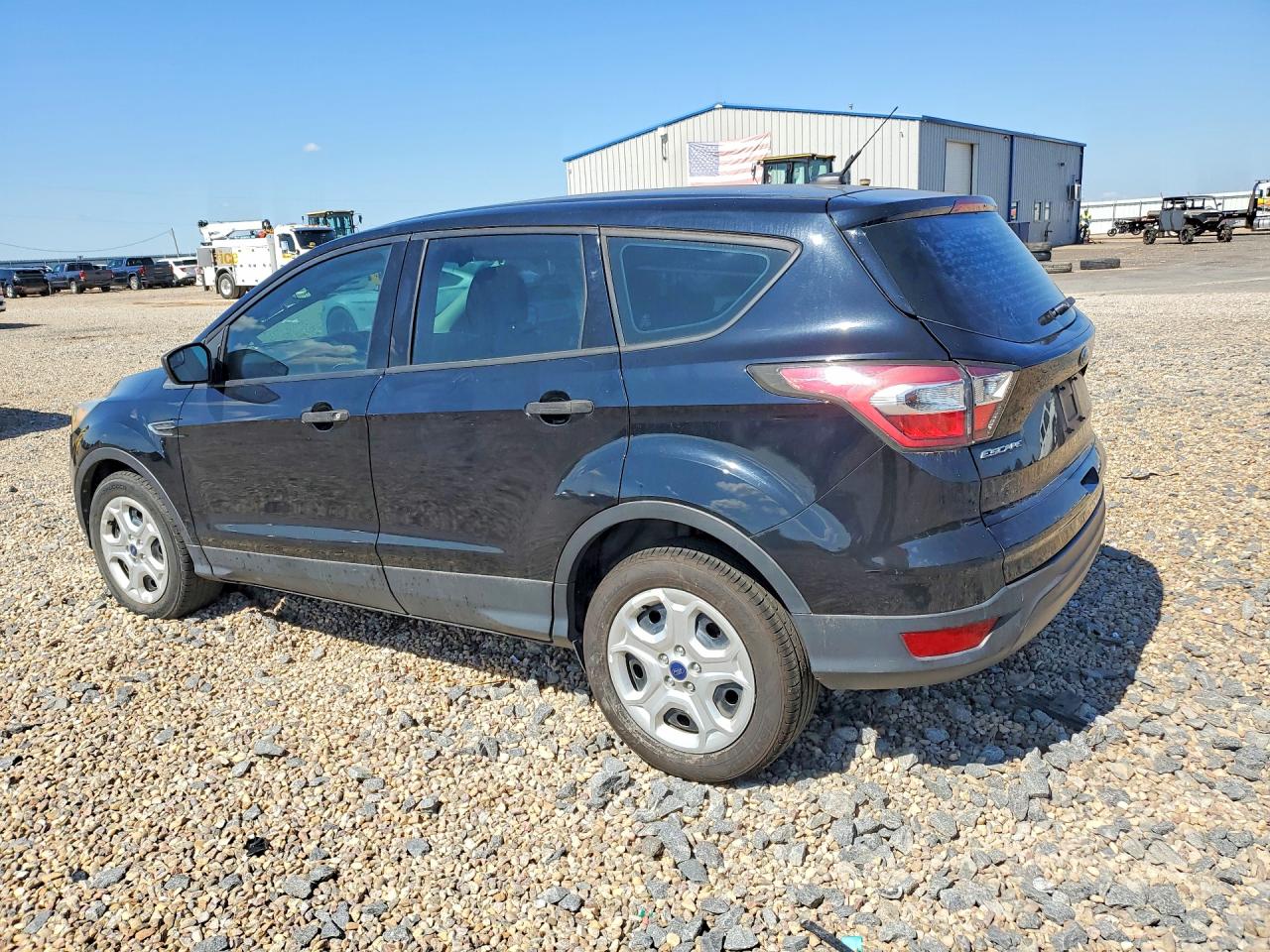 2017 FORD ESCAPE S — снимка 2