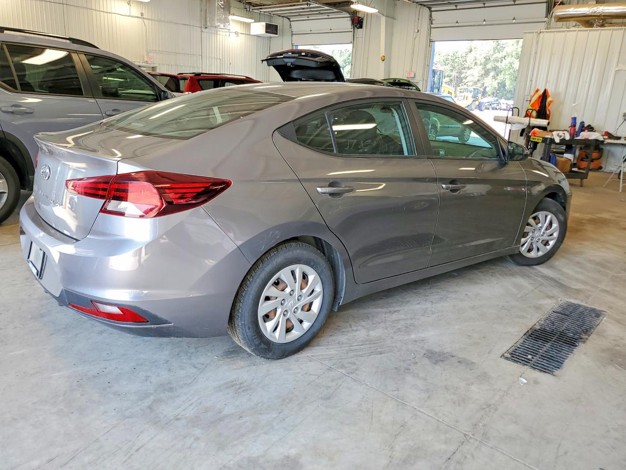 2019 HYUNDAI ELANTRA SE — снимка 3