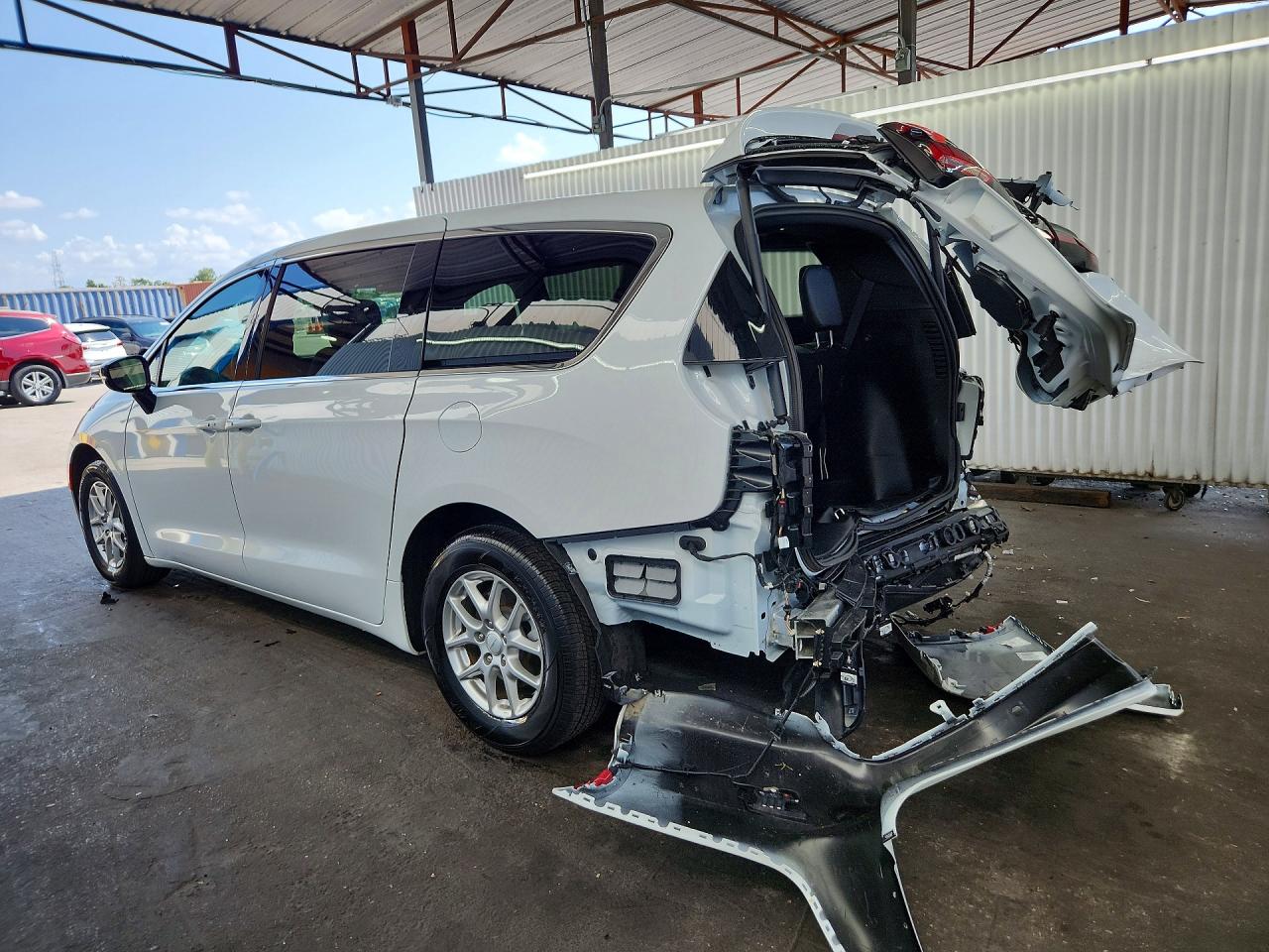 2027 CHRYSLER PACIFICA SELECT — снимка 2