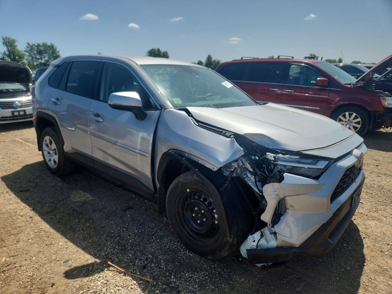 2025 TOYOTA RAV4 LE — снимка 4