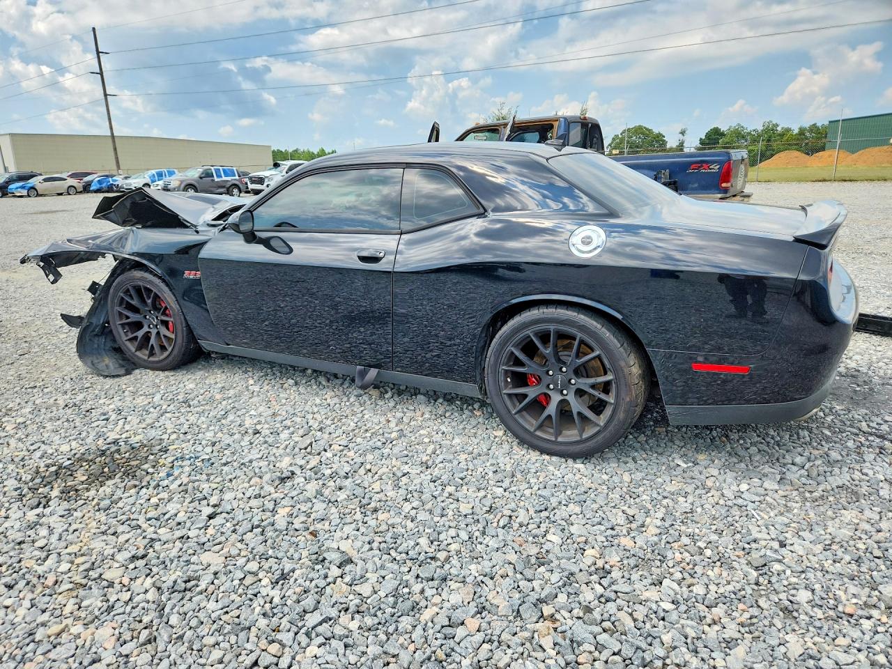 2016 DODGE CHALLENGER SRT 392 — снимка 2