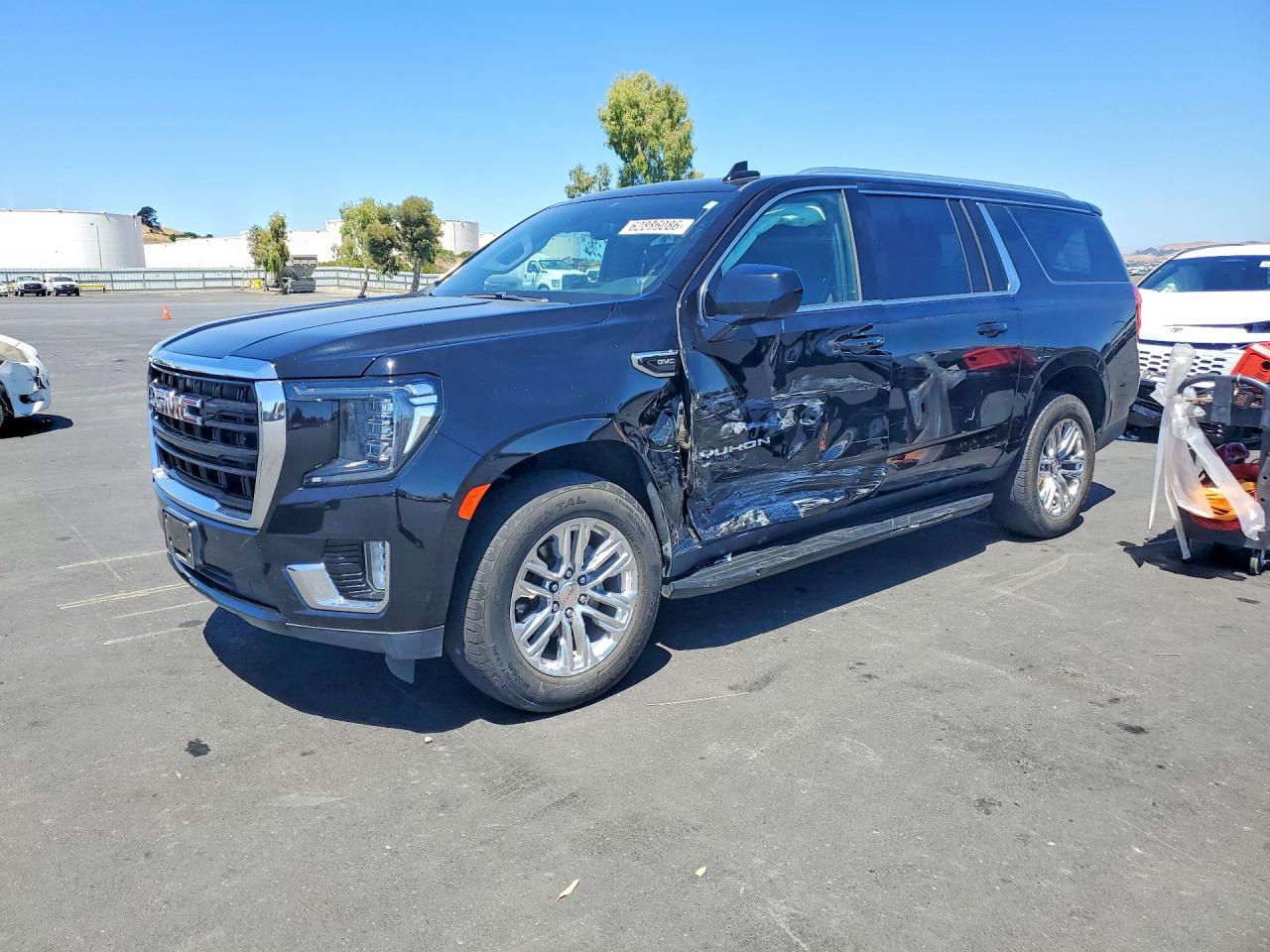 2021 GMC YUKON XL K1500 SLE