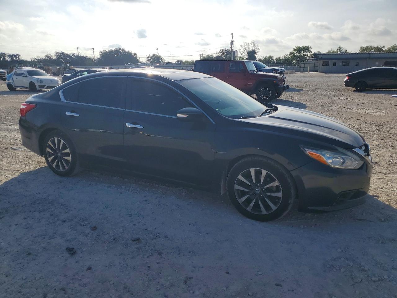 2017 NISSAN ALTIMA 2.5 SL — снимка 4