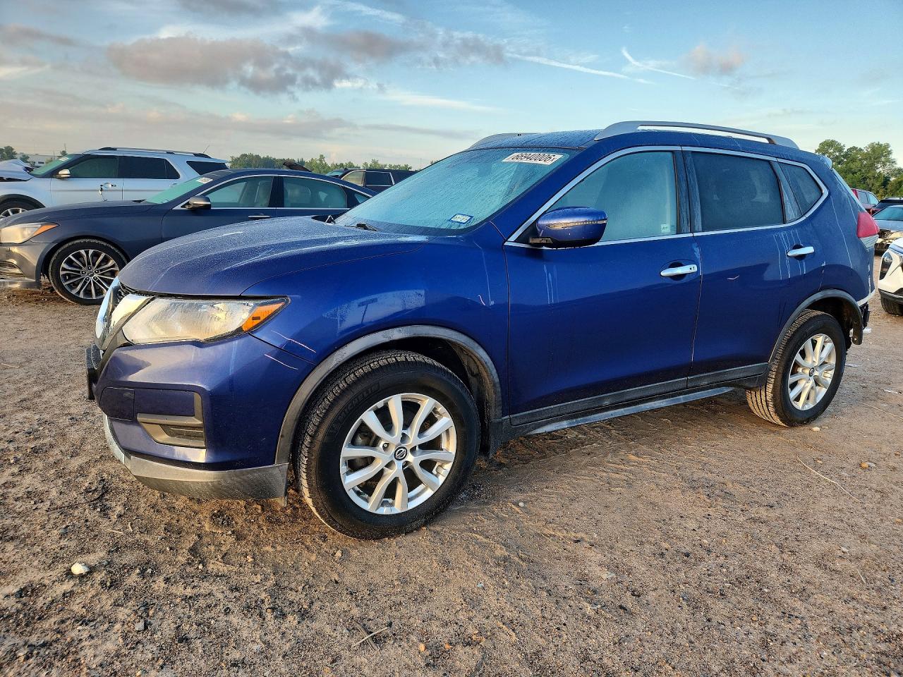 2019 NISSAN ROGUE SV