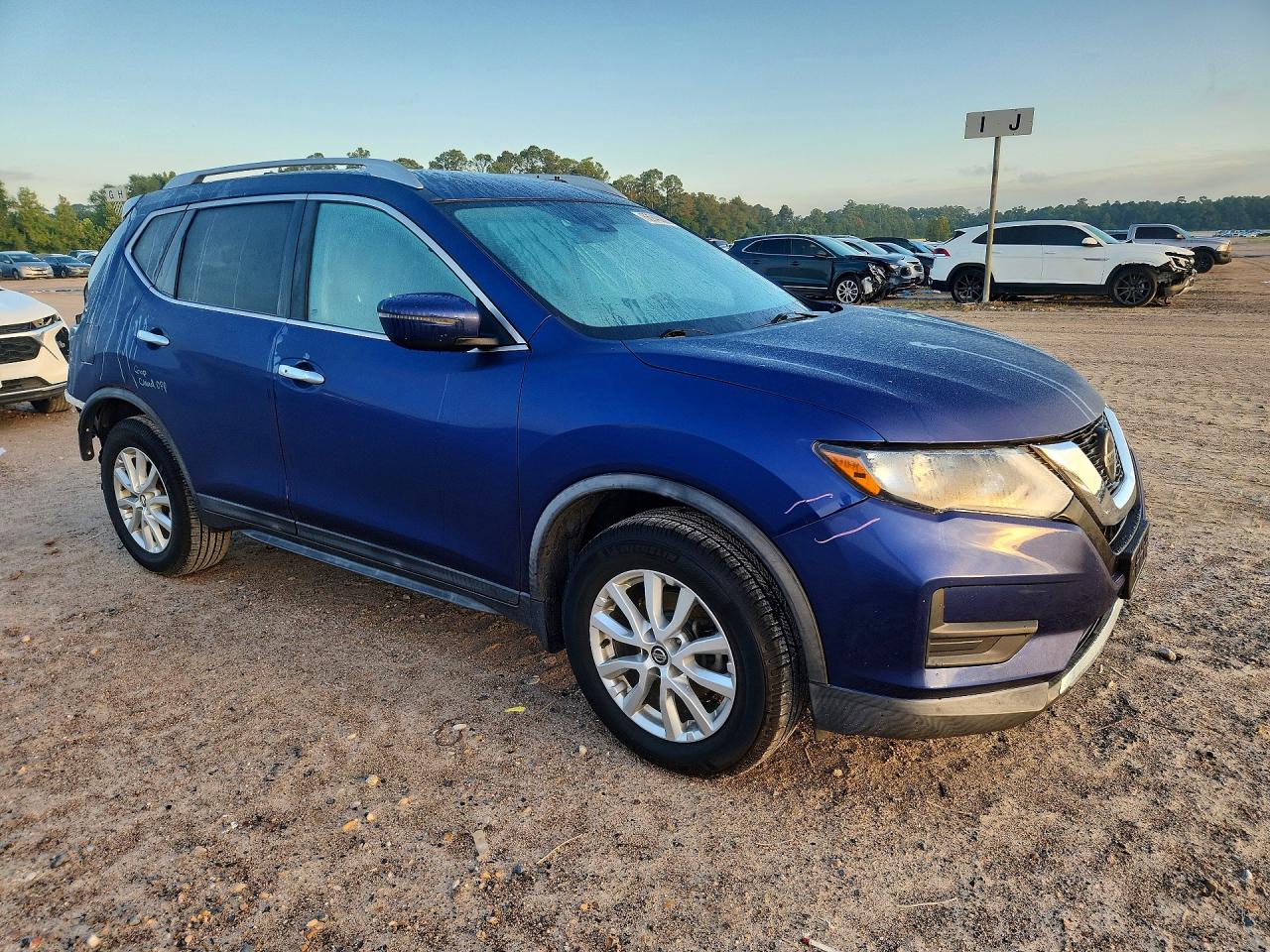 2019 NISSAN ROGUE SV — снимка 4
