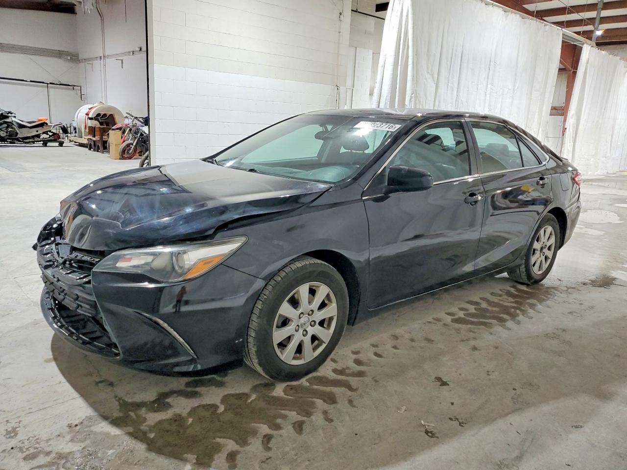 2015 TOYOTA CAMRY XSE